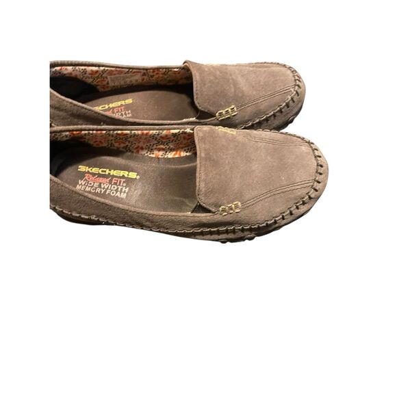 Skechers Womens Chocolate Brown Memory Foam Wide Fit Slip-On Loafers Size 7 - Picture 5 of 9